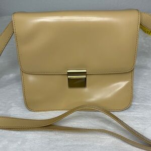Worth Elegant Tan Leather Shoulder Bag
